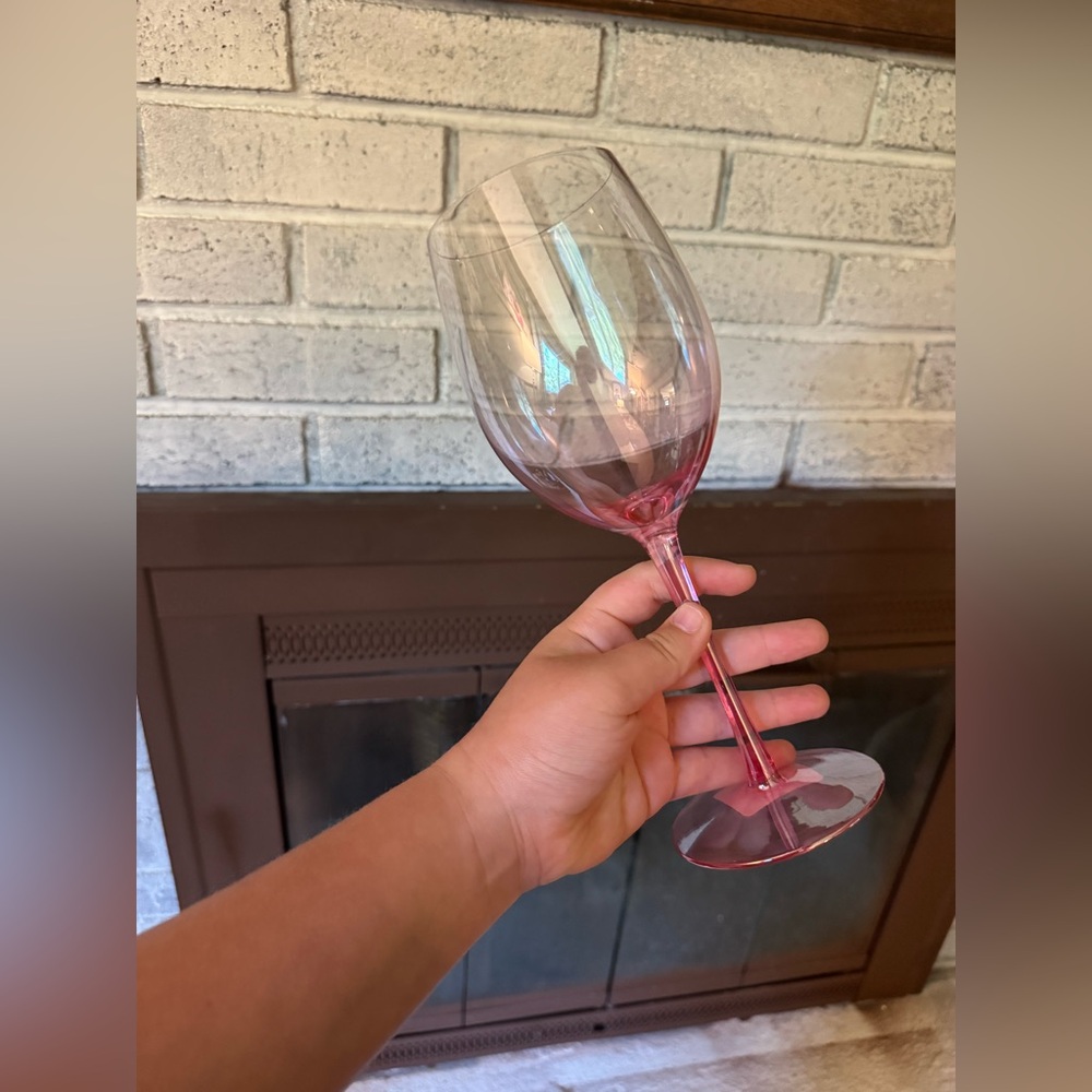 Pier 1 Pink Ombré Wine Glasses (4)